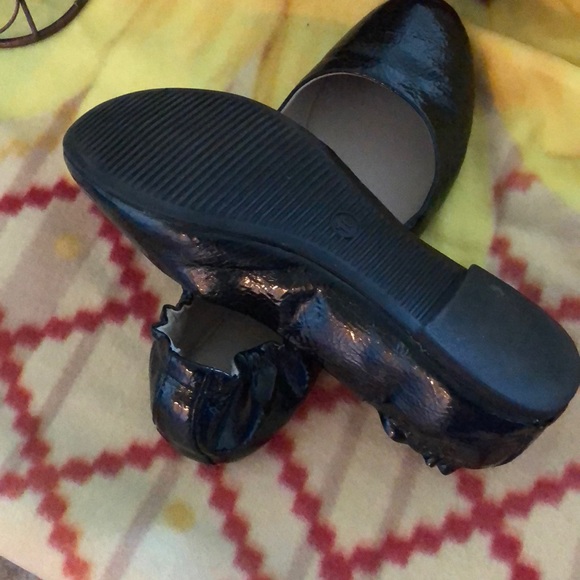 Shoes - Picture 2 of 2